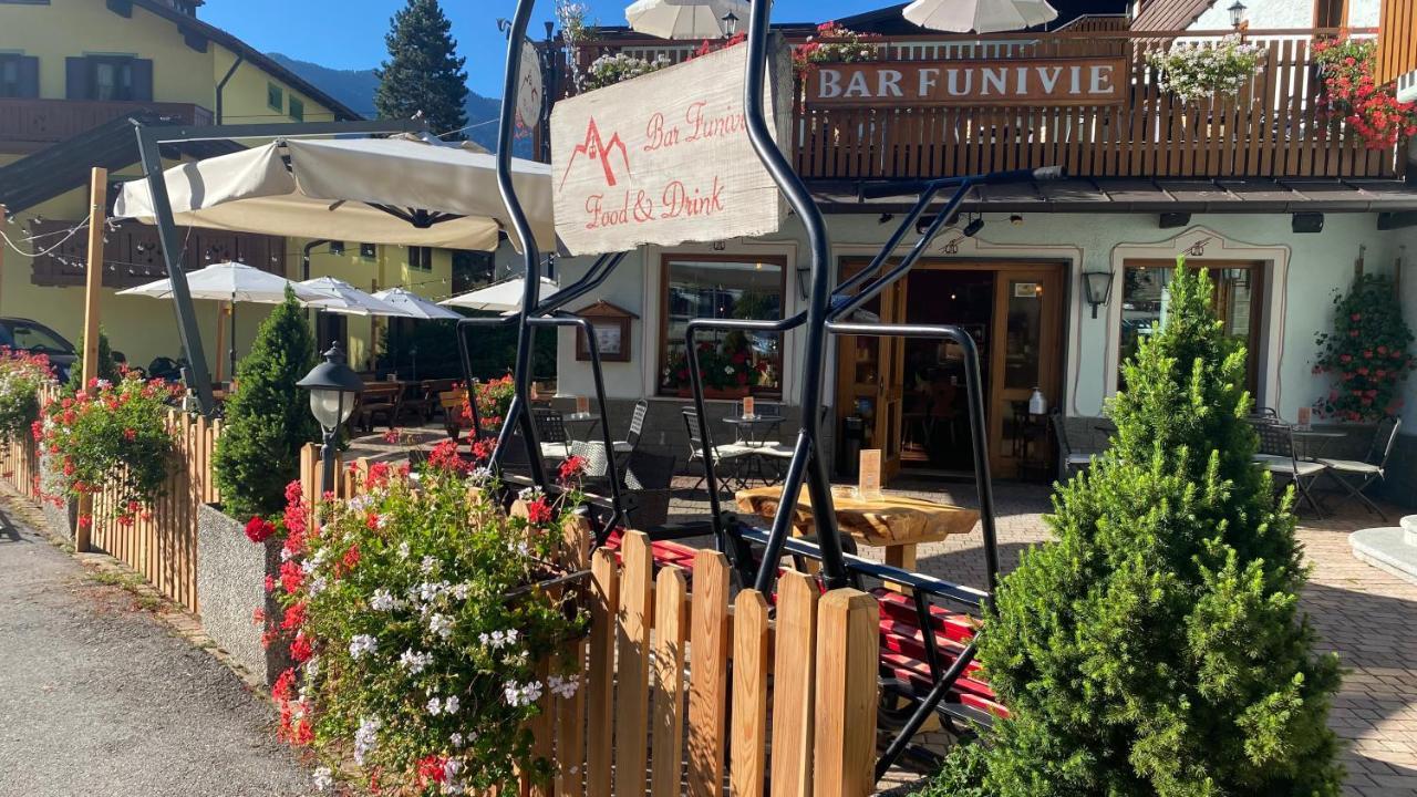 Casteluce Hotel Funivie Pinzolo Esterno foto