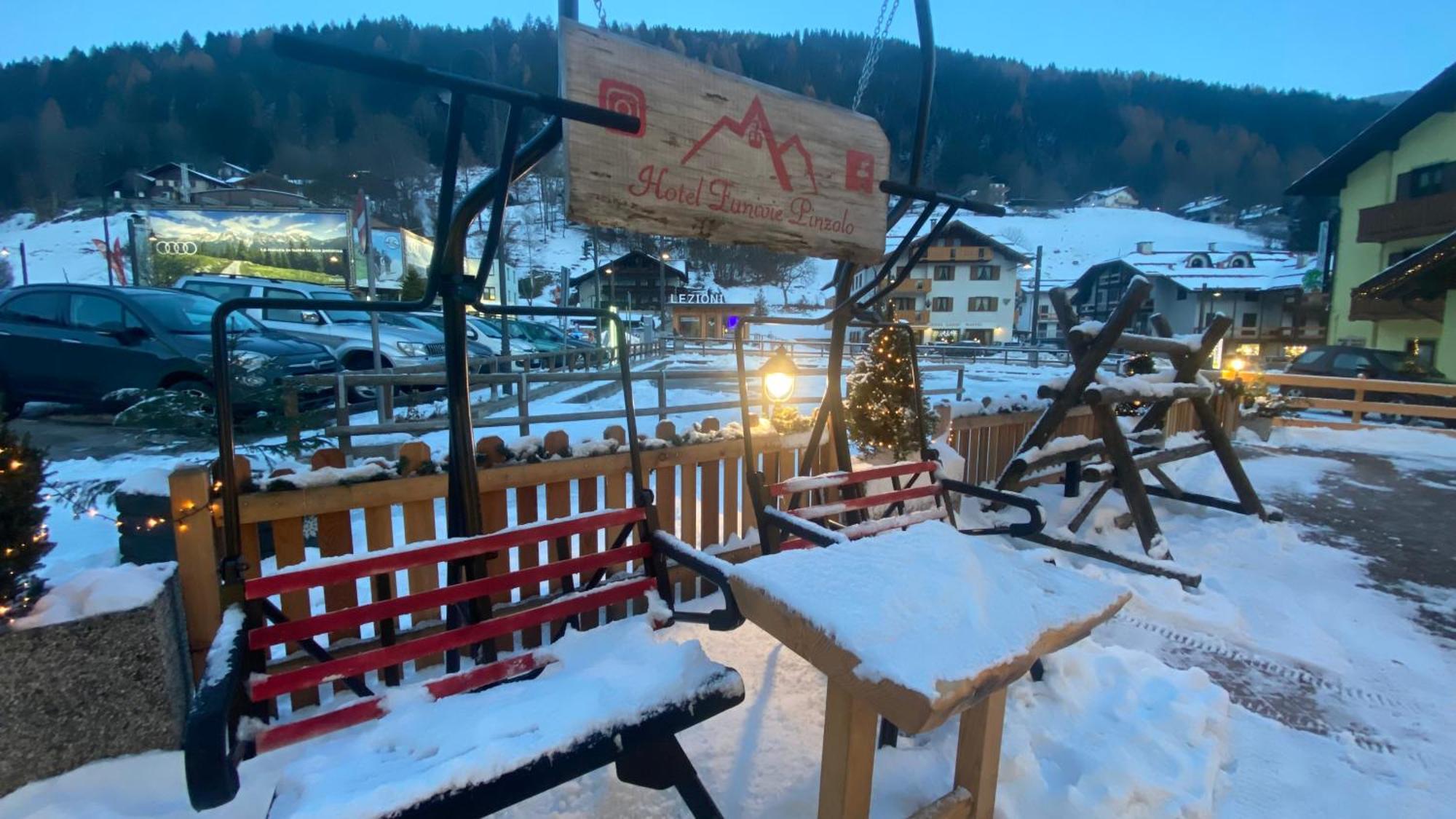 Casteluce Hotel Funivie Pinzolo Esterno foto