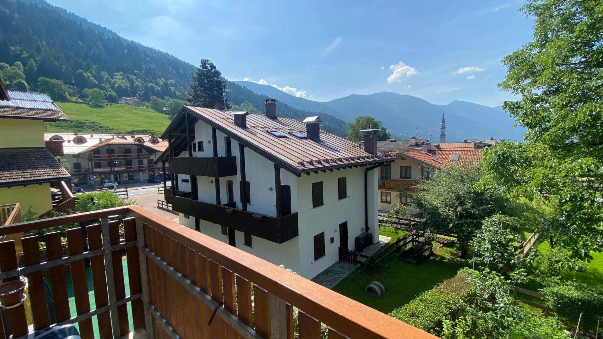 Casteluce Hotel Funivie Pinzolo Esterno foto