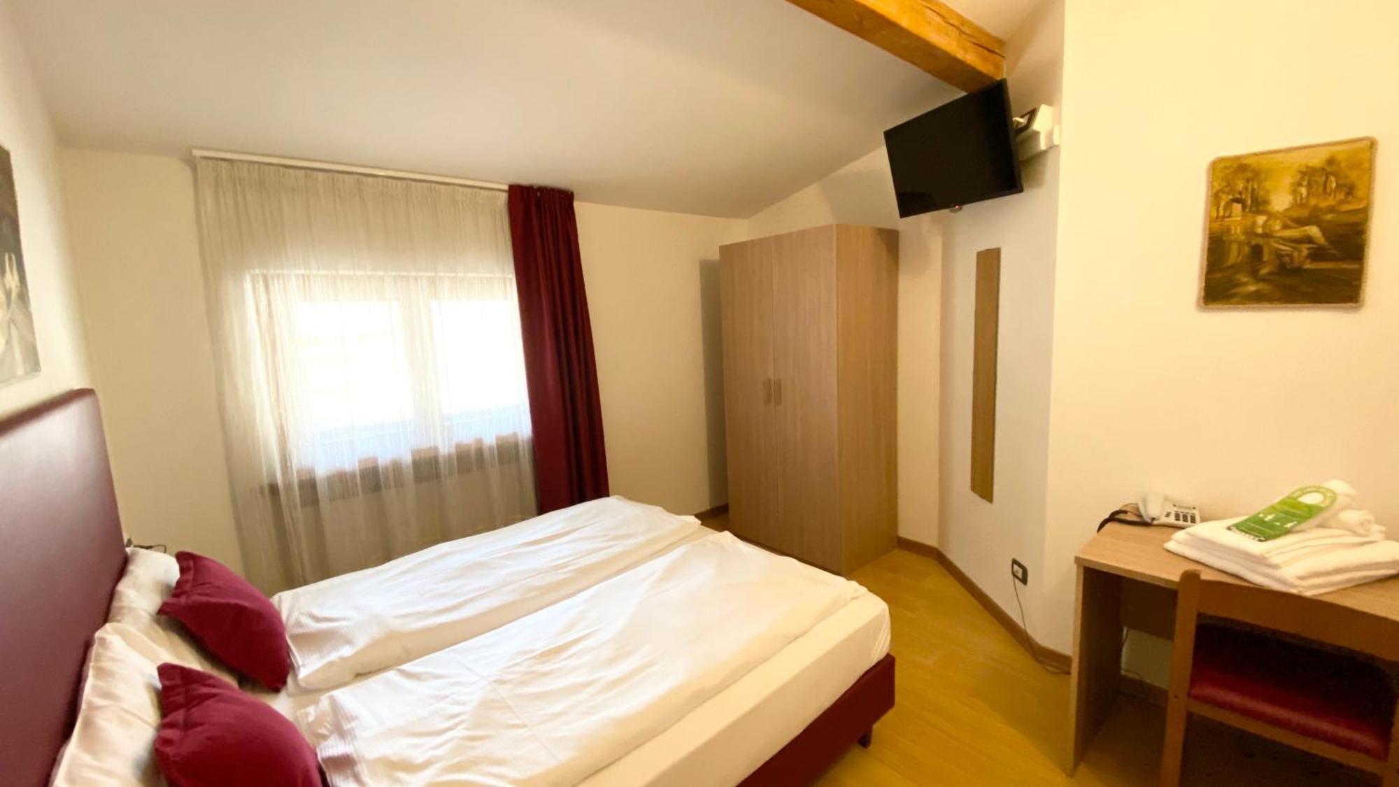 Casteluce Hotel Funivie Pinzolo Esterno foto